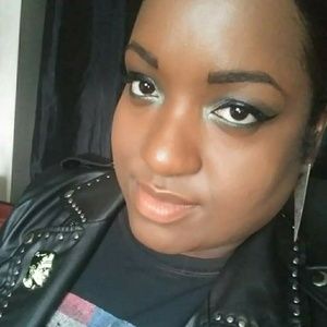 Meet your Posher, Rosa